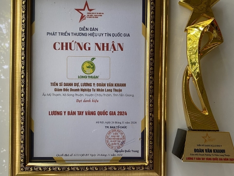CHỨNG NHẬN LƯƠNG Y BÀN TAY VÀNG QUỐC GIA